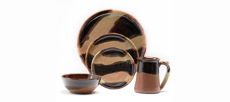 CURRENT TRENDS IN COLOR AND HOME DECOR